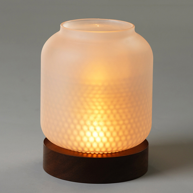 ガラスカバー付きヴィンテージ木製キャンドルホルダー、ホテルバ - Candle Zero のレビューと価格