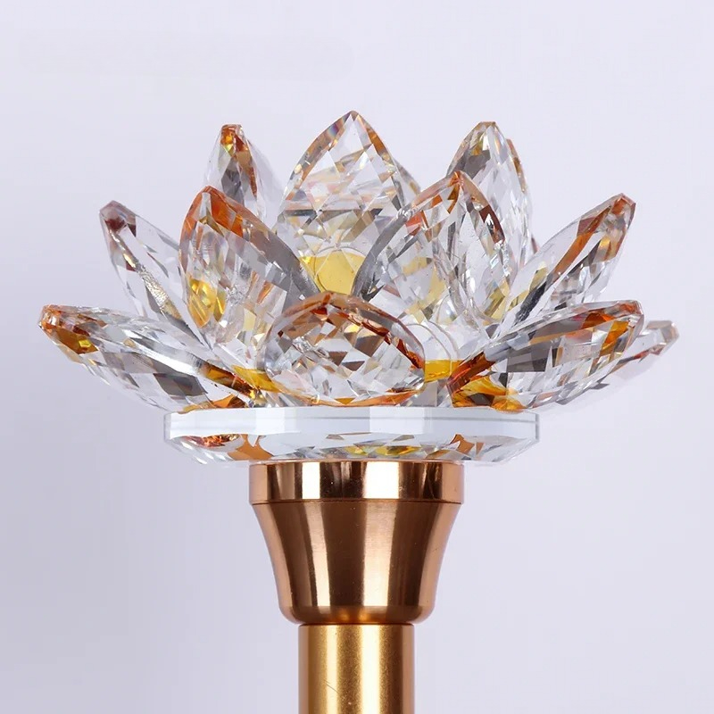 カラフルなガラス製蓮の花模様のキャンドルスタンド、菩薩様式の - Candle Supplies Europe のレビューと価格