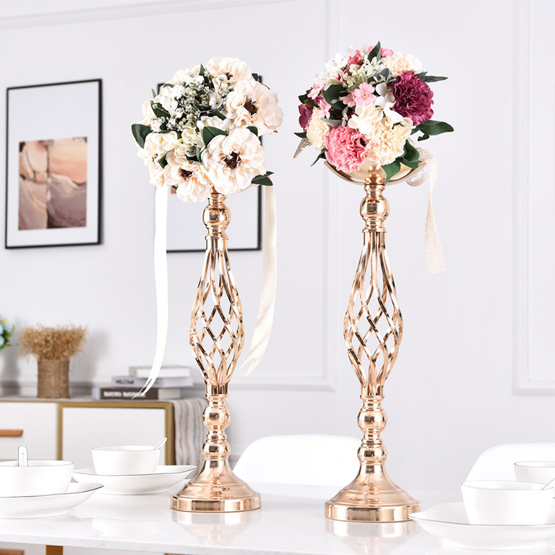 金属ツイスト燭台家の装飾キャンドルホルダーロードリード花瓶ウ - Candle Supplies Europe のレビューと価格